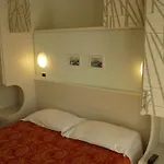 Haarlem Отель 2*